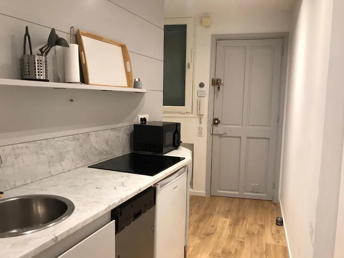 Amazing Renovated Flat Sea Front Old Town Antibes Apartment 0*,